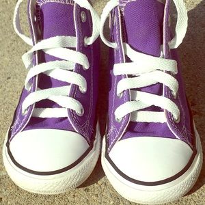 Toddlers high top converse